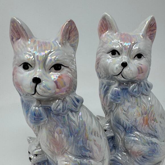 Vintage Pearl Lustreware Porcelain Pink & Blue Cat with Kitten Statue Set of 2 - Picture 5 of 9
